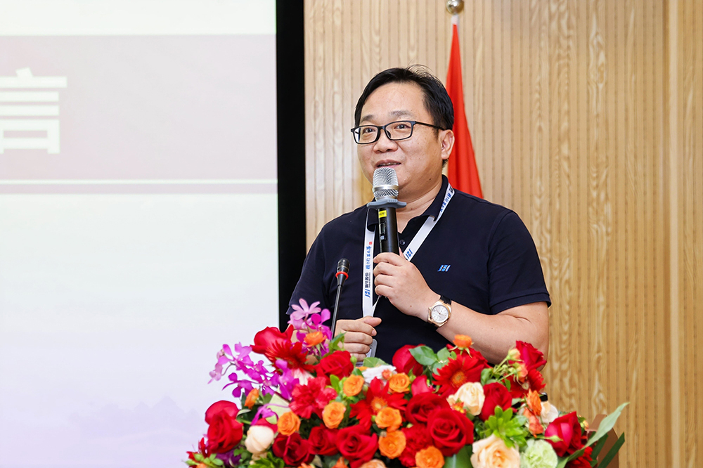 步進(jìn)電機投產(chǎn)儀式暨公司半年度經(jīng)營(yíng)會(huì )議(圖5) 步進(jìn)電機投產(chǎn)儀式暨公司半年度經(jīng)營(yíng)會(huì )議(圖5)