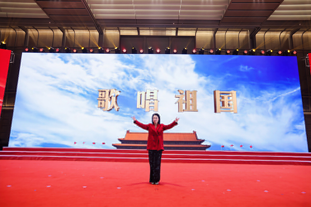 雙精聚智，新程閃耀——精成車(chē)業(yè)與精華股份尾牙盛宴圓滿(mǎn)落幕(圖2)