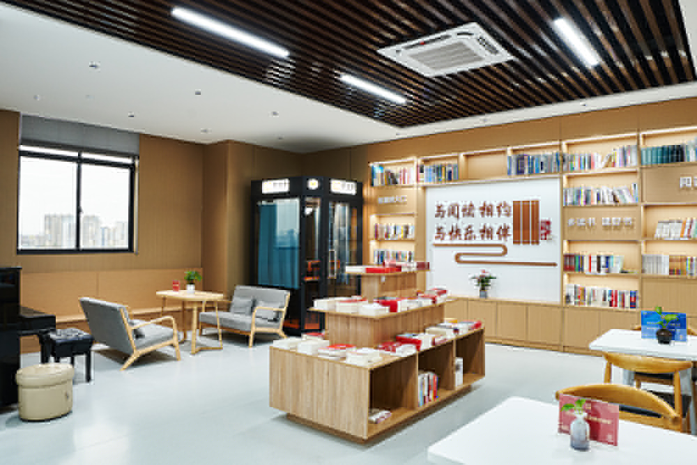 紅色書(shū)籍助力職工成長(cháng) | “鄞州區紅色閱讀空間”落戶(hù)我司(圖4) 紅色書(shū)籍助力職工成長(cháng) | “鄞州區紅色閱讀空間”落戶(hù)我司(圖4)